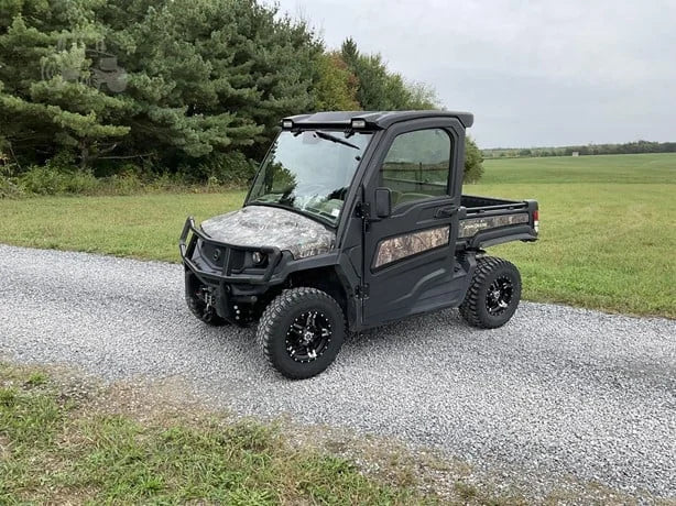 2021 John Deere Gator XUV 835R 4WD Utility Cart for Sale image 0
