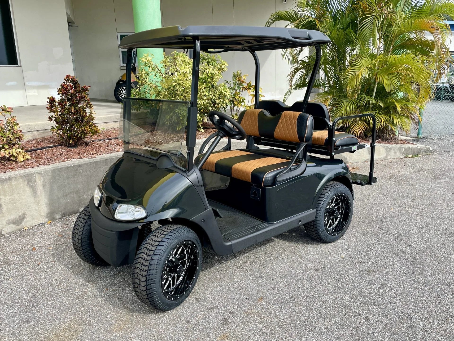 2020 E-Z-GO RXV Elite Lithium Golf Cart for Sale (British Racing Green) image 0