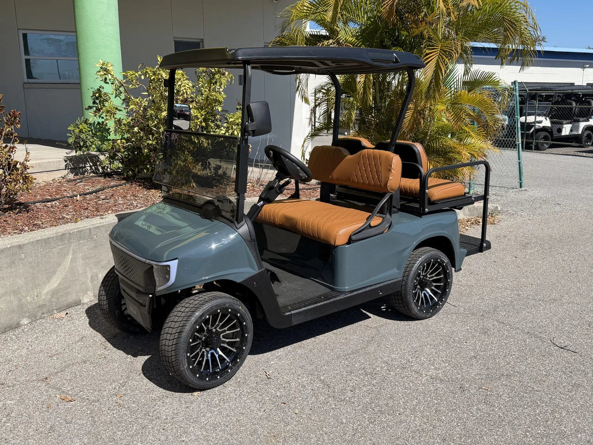 2020 E-Z-GO RXV Elite Lithium APEX Golf Cart for Sale image 0