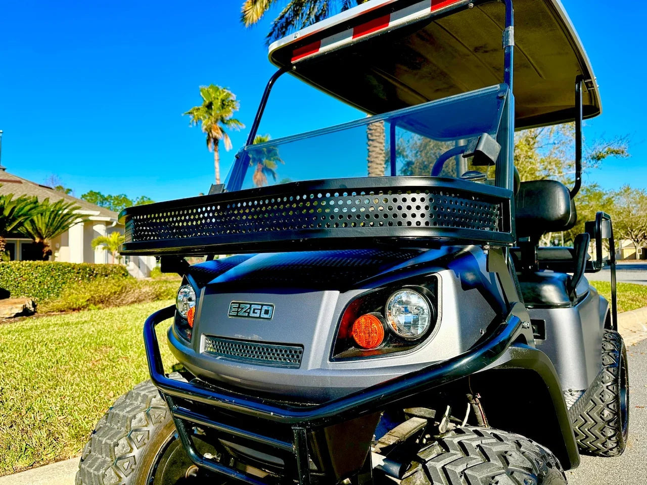 2017 E-Z-GO Express S4 Golf Cart for Sale image 10
