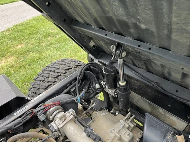2023 John Deere Gator XUV 835R 4WD Utility Cart for Sale image 18
