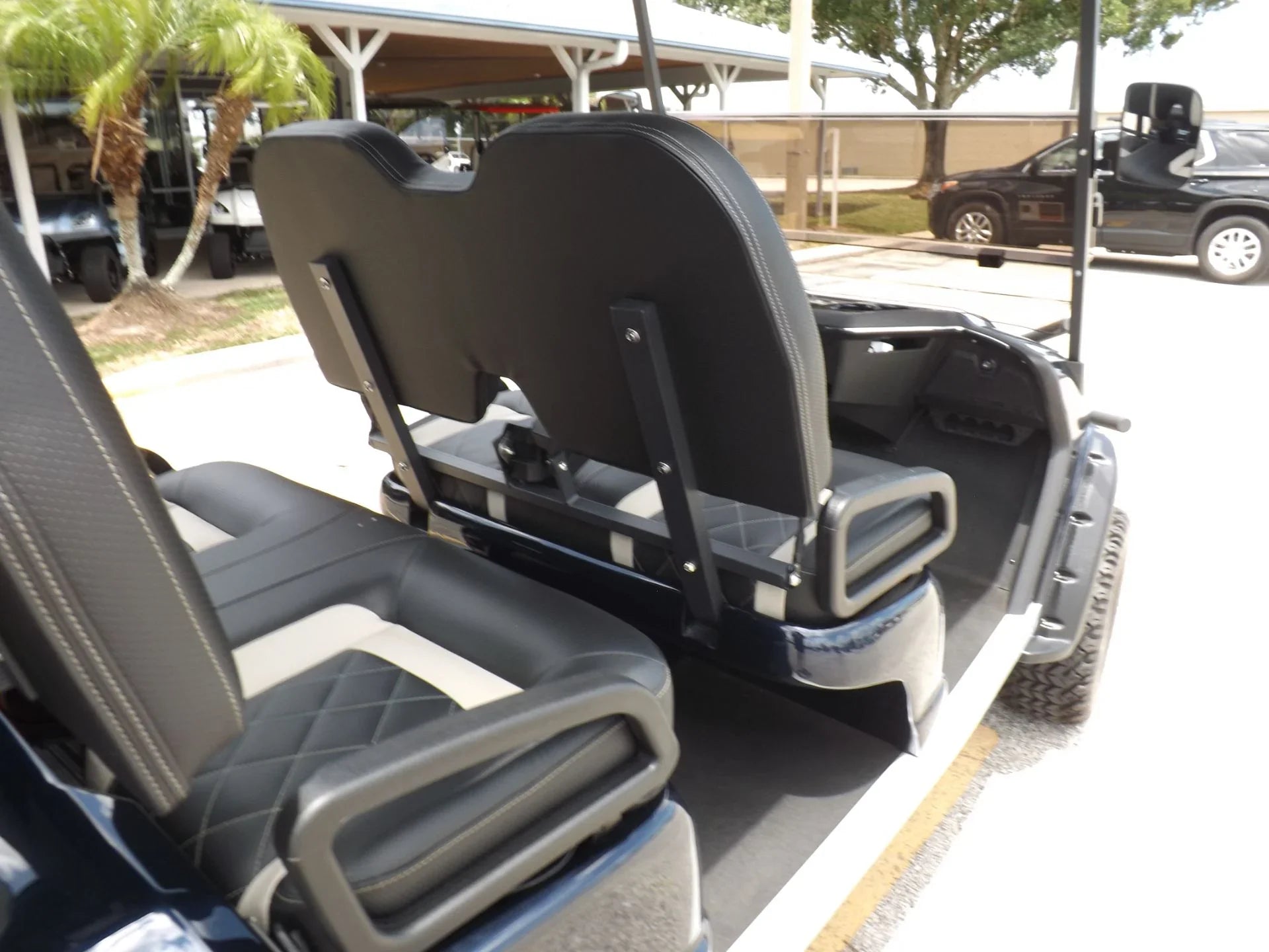 2024 Star EV SIRIUS 4+2 Lifted Lithium Golf Cart for Sale image 12