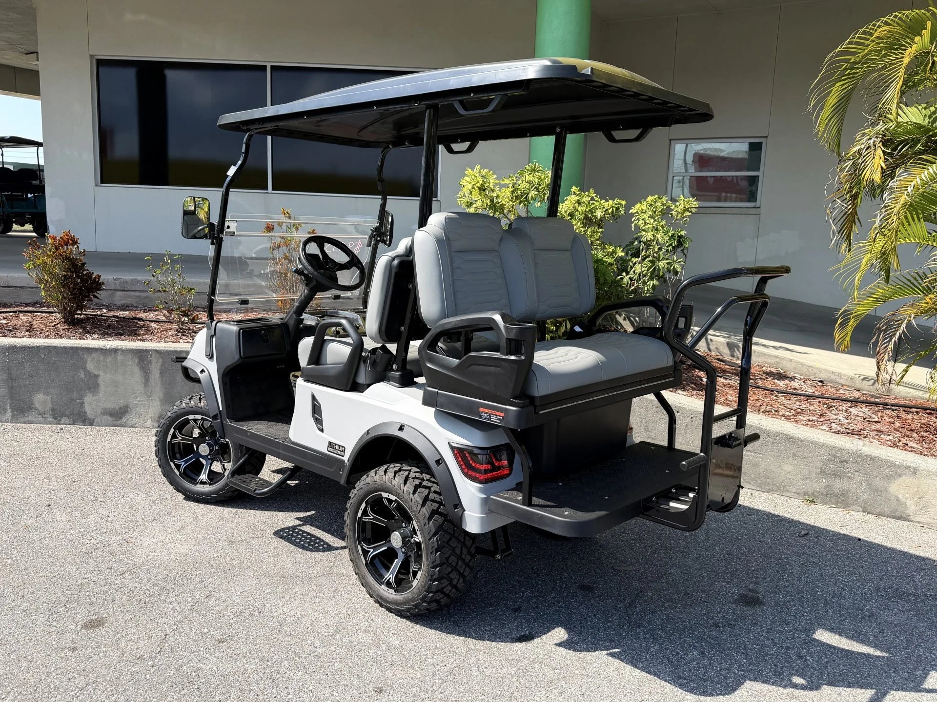 2026 Tara Summit Air 2+2 Lifted Lithium 105AH Golf Cart for Sale image 1