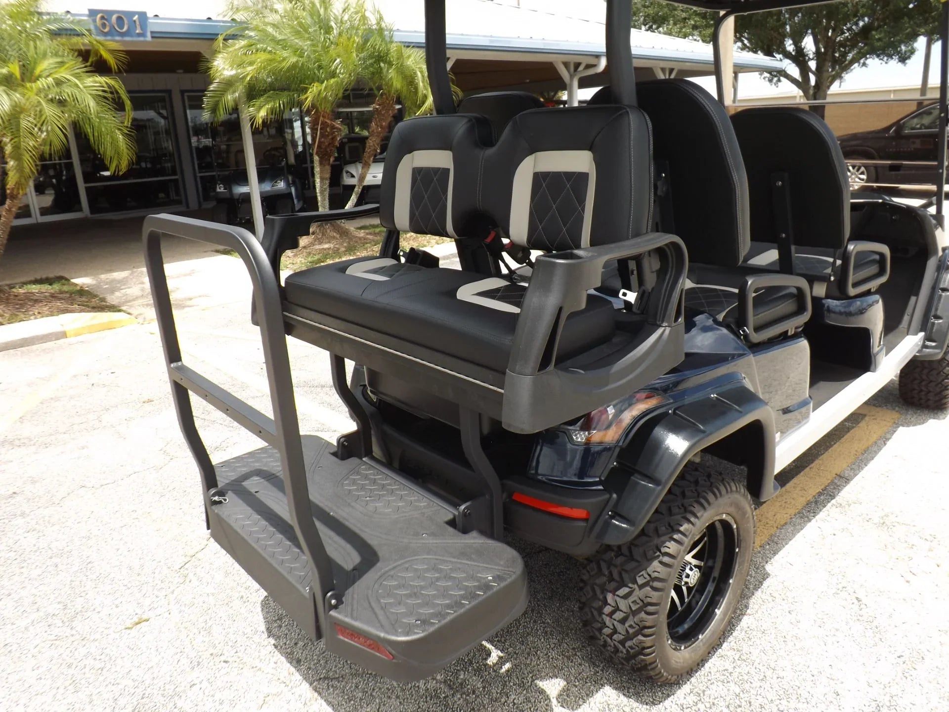 2024 Star EV SIRIUS 4+2 Lifted Lithium Golf Cart for Sale image 13