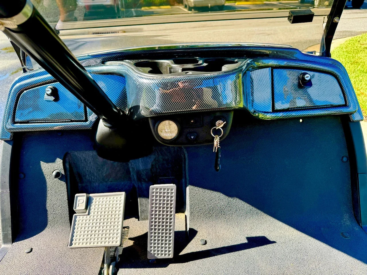 2014 Yamaha Adventurer 2+2 Golf Cart for Sale image 6