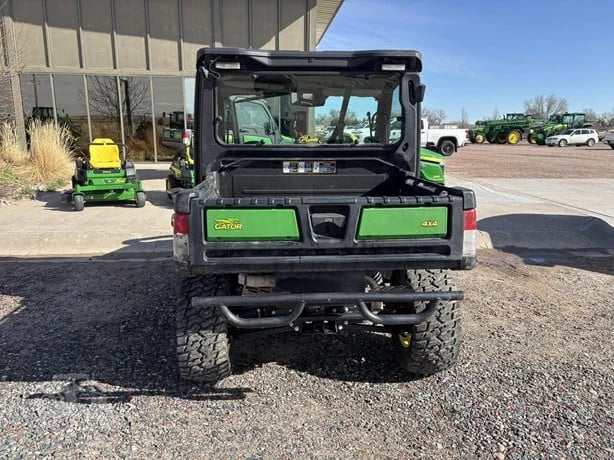 2023 John Deere Gator XUV 835M 4WD Utility Cart for Sale image 3