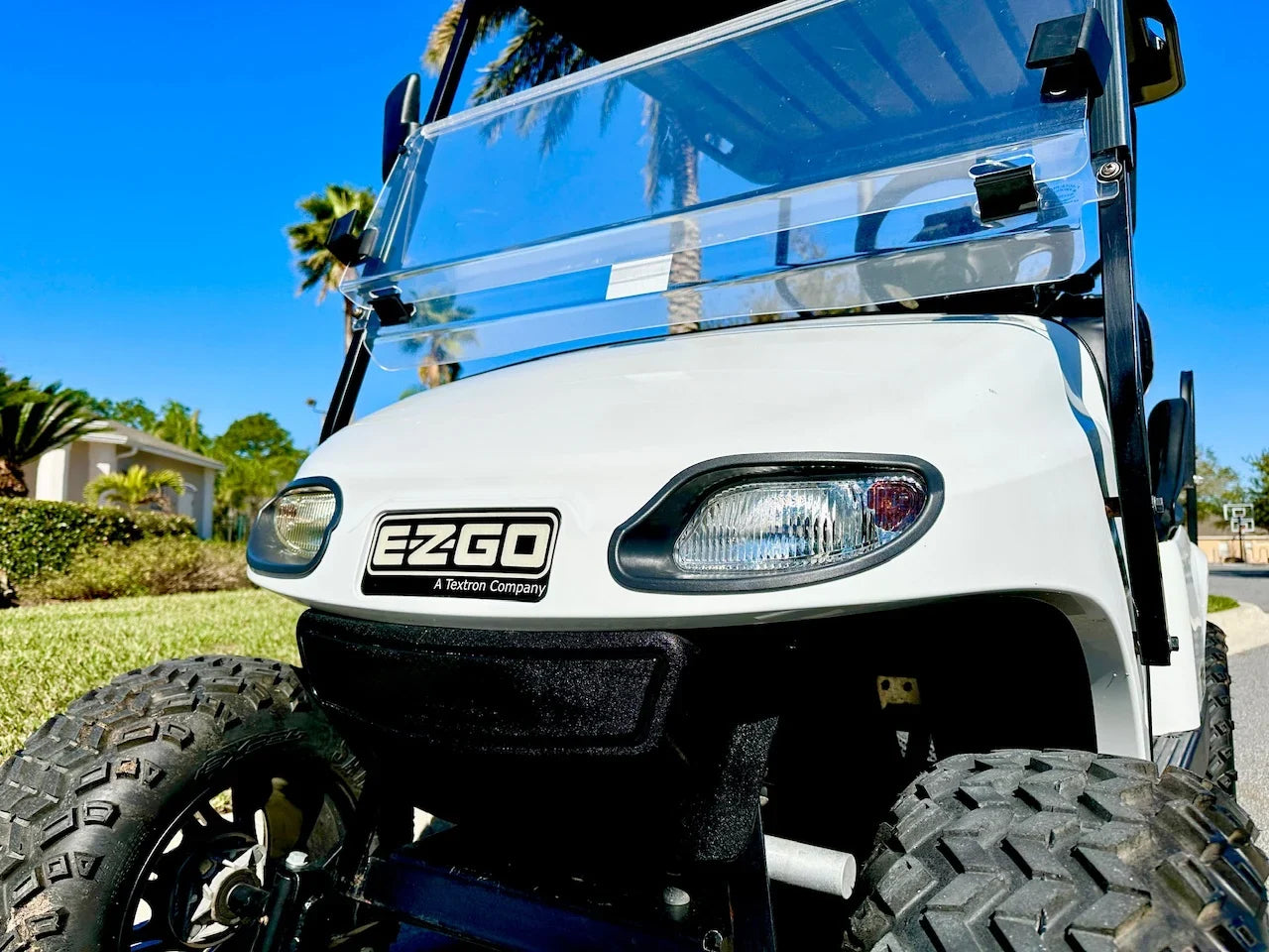 2017 E-Z-GO TXT 48V Lifted Golf Cart for Sale image 5
