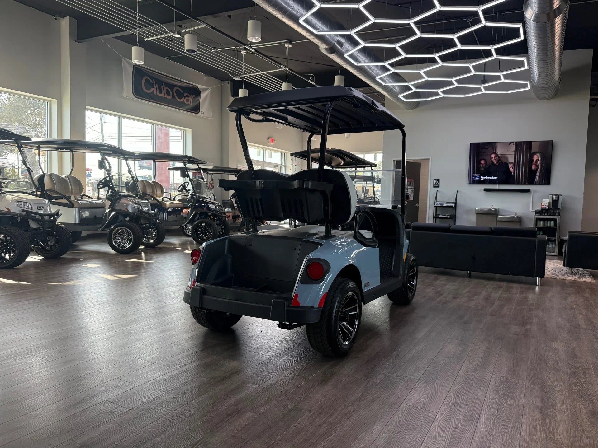 2026 E-Z-GO RXV 2 Golf Cart for Sale image 6