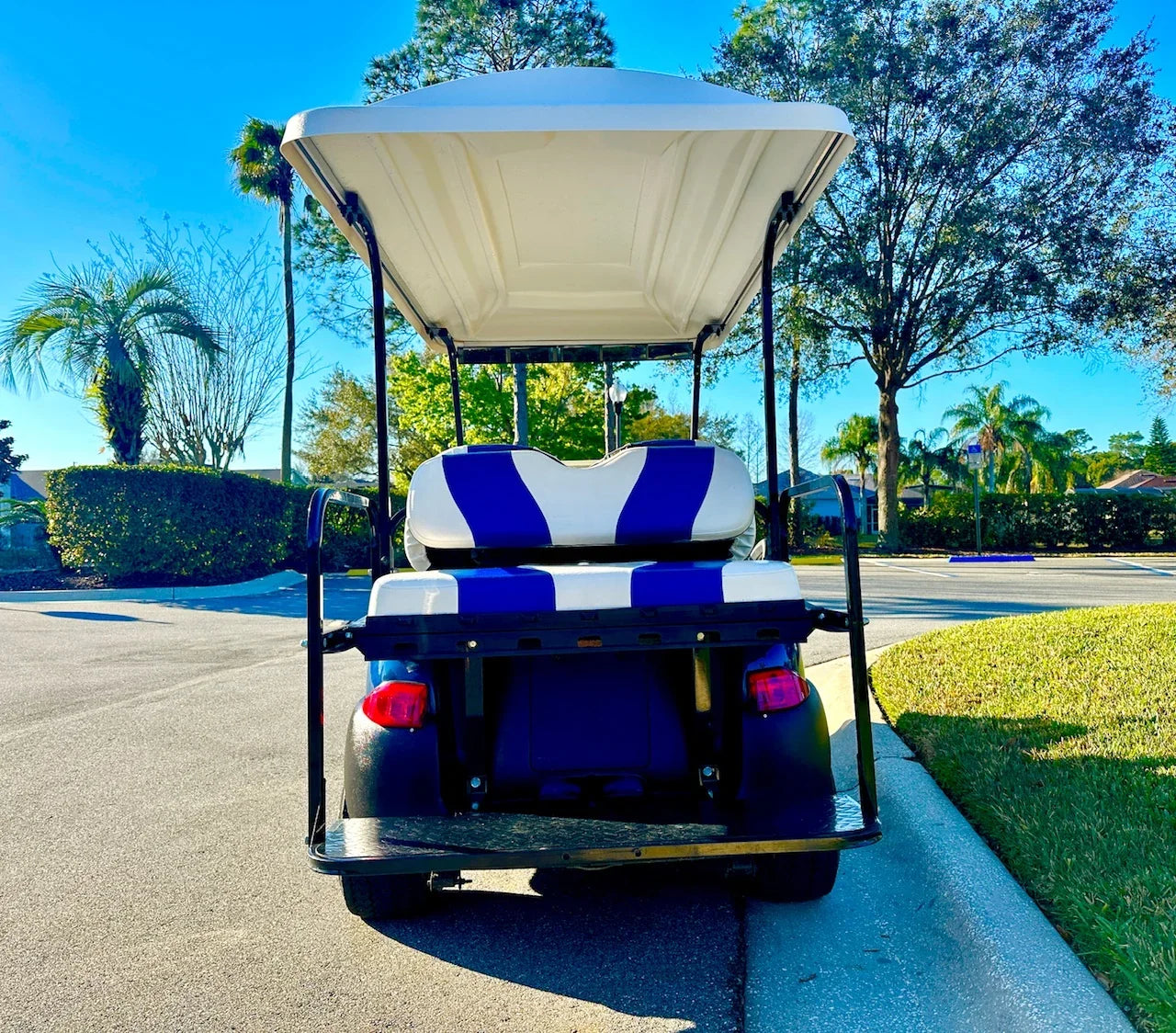 2011 Club Car Precedent Golf Cart for Sale image 2
