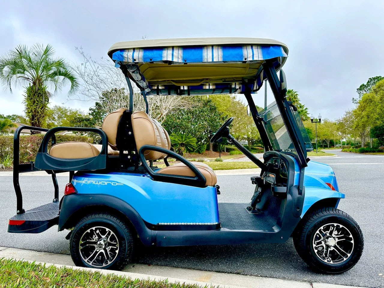 2023 Club Car Onward Golf Cart for Sale image 6