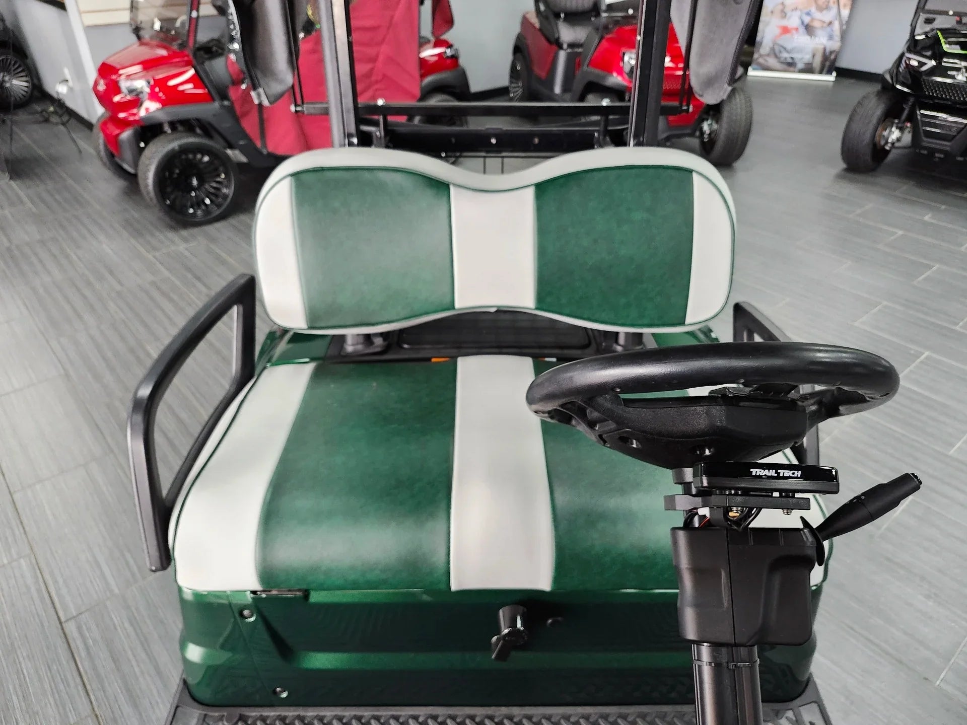 Green 2021 Yamaha Drive 2 QuieTech EFI Golf Cart for Sale image 2