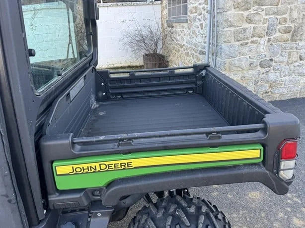 2018 John Deere 4WD Gator XUV 835M Utility Cart for Sale image 1
