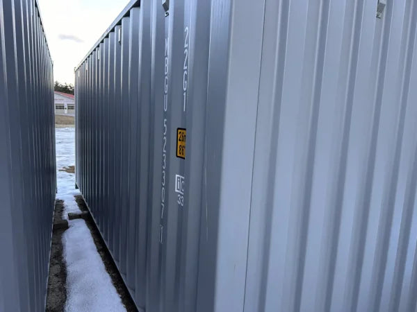 20ft New Storage Container with Bamboo Flooring image 3