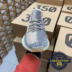 Yeezy Sneakers Pallets image 3