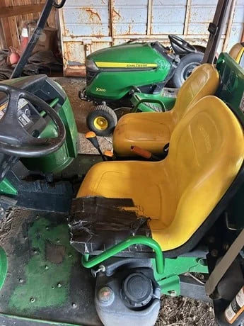 2004 John Deere Gator HPX 4x4 Gas Utility Cart for Sale image 5