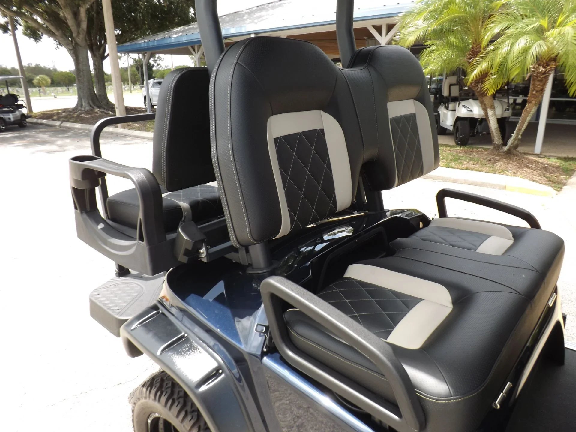 2024 Star EV SIRIUS 4+2 Lifted Lithium Golf Cart for Sale image 11