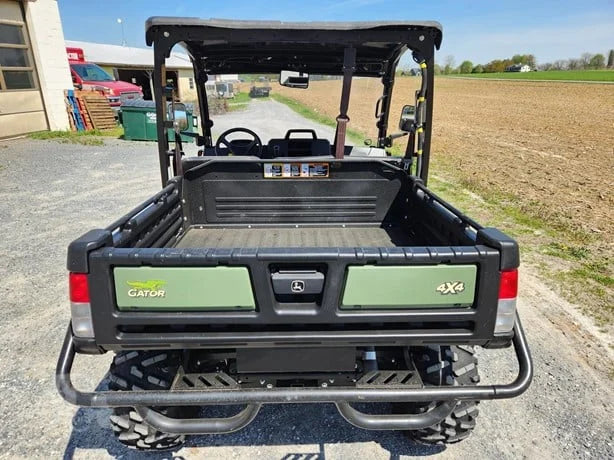 2018 John Deere Gator XUV 835M 4WD Utility Cart with 54 HP for Sale image 2