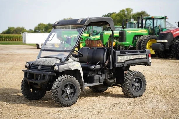 2017 John Deere Gator XUV 825i 4WD Utility Cart for Sale image 0