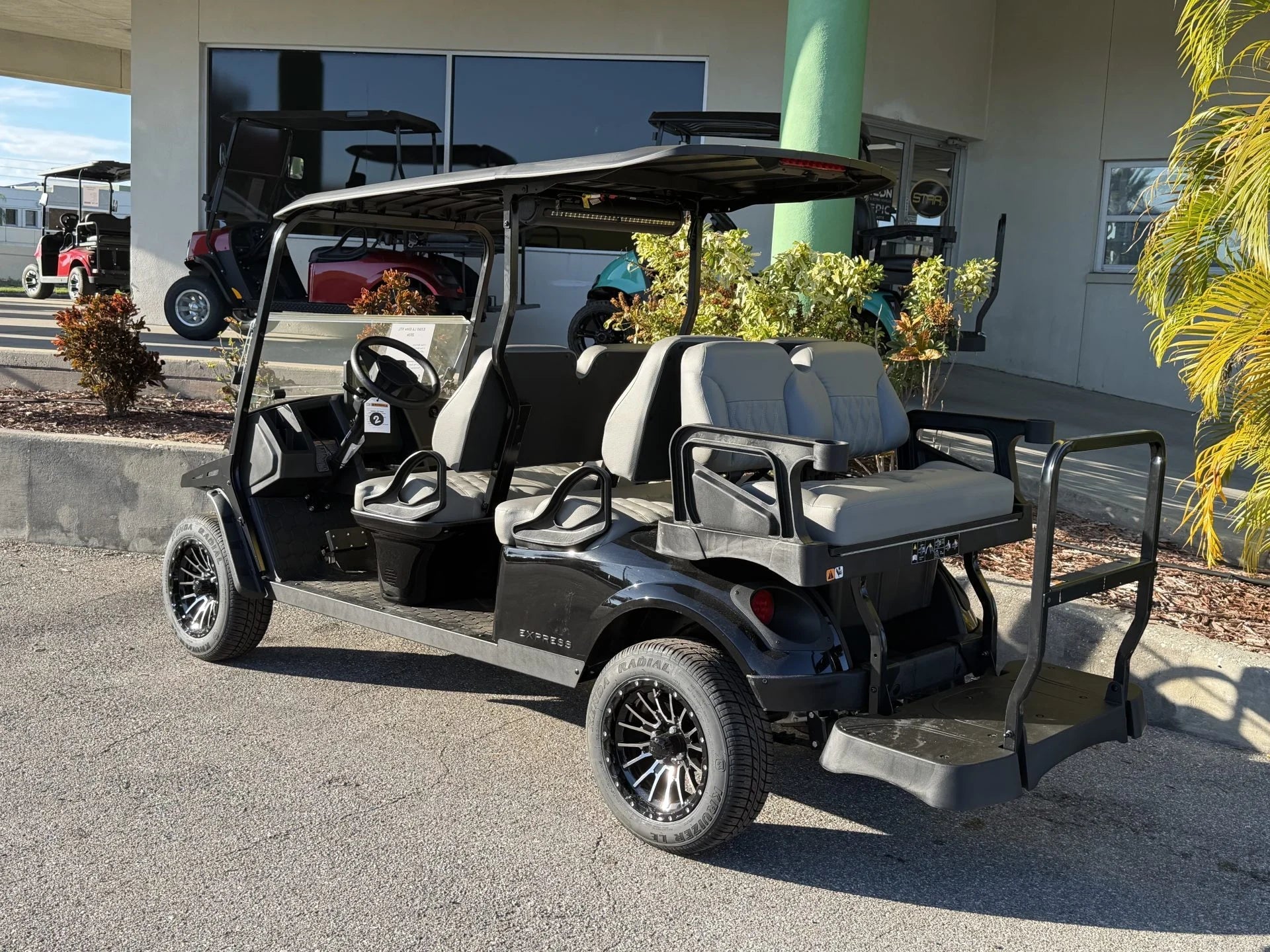 2026 E-Z-GO L6 Elite Lithium Package Technology Golf Cart for Sale image 1