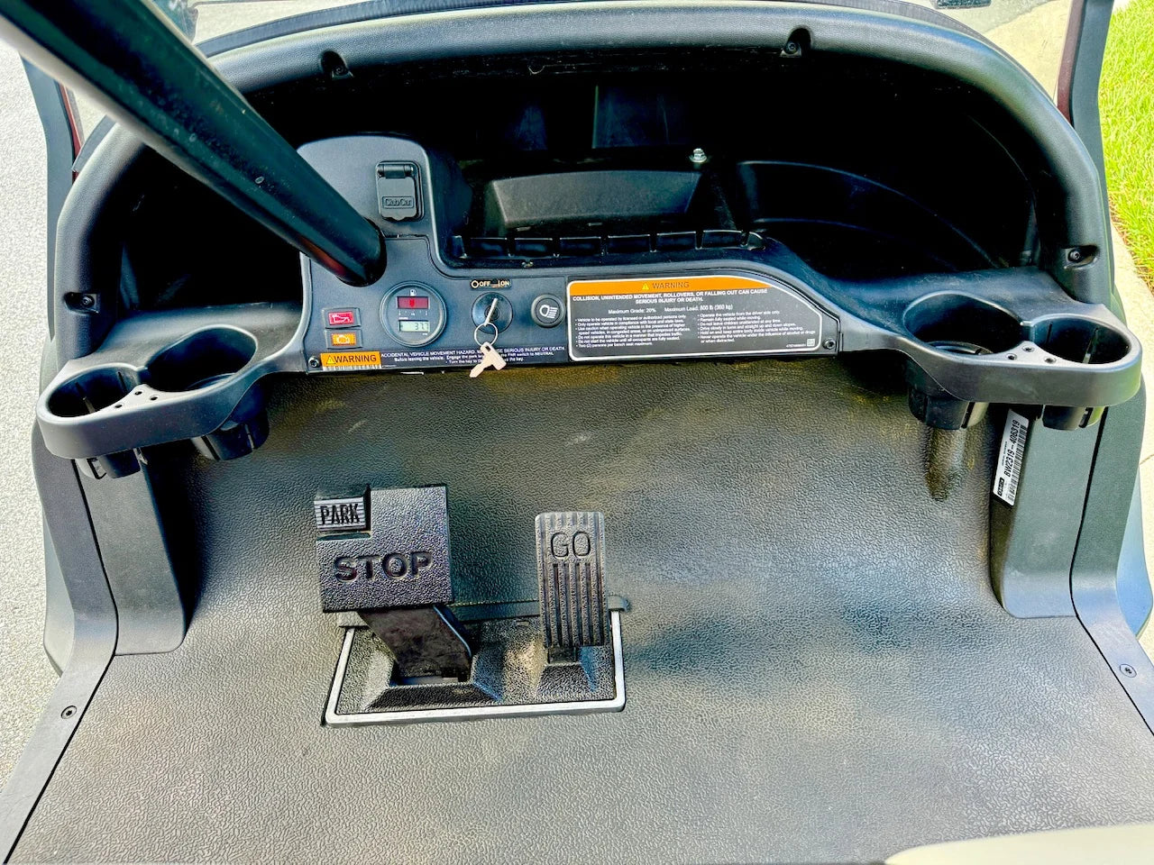 2023 Club Car Onward Lifted Golf Cart for Sale image 2