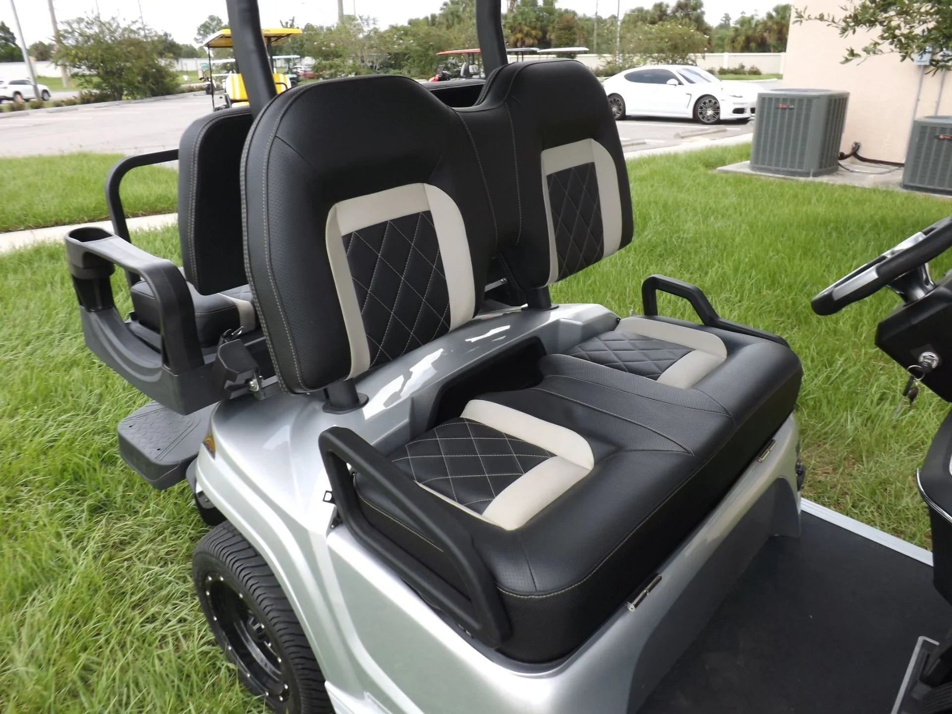 Light Metallic 2023 Star EV SIRIUS 2+2 Golf Cart for Sale image 12