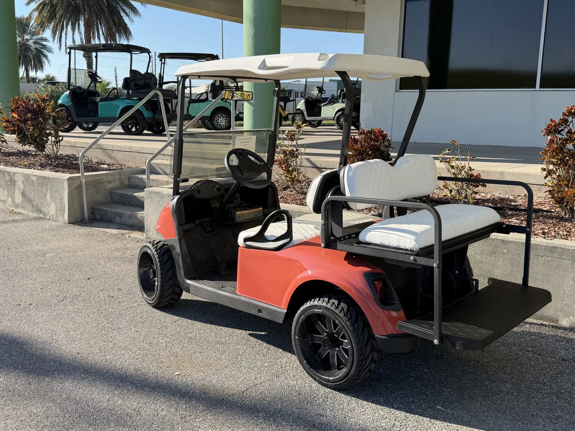 2020 E-Z-GO RXV Elite Lithium Golf Cart for Sale image 1