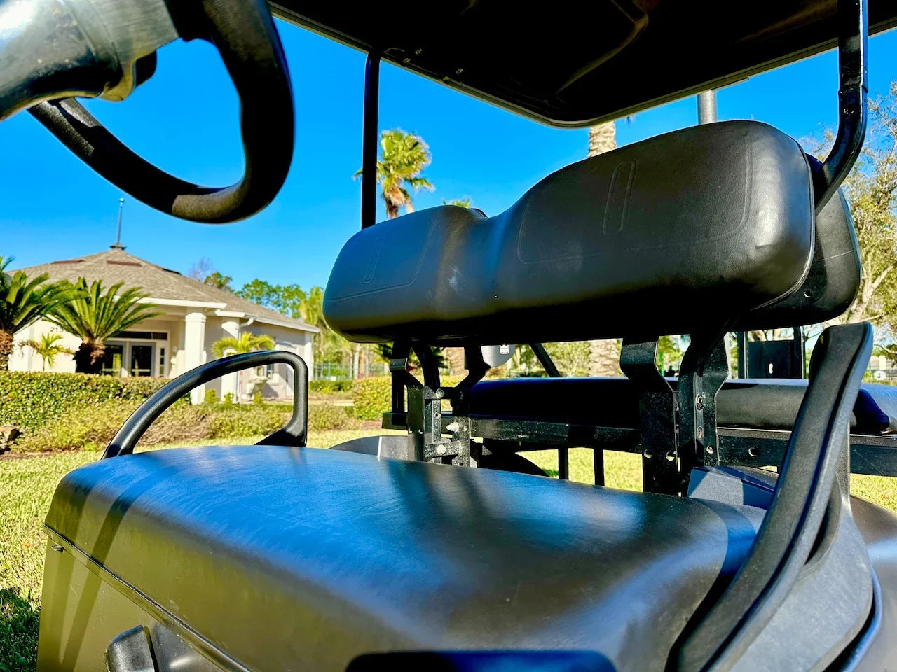 2017 E-Z-GO Express S4 Golf Cart for Sale image 7
