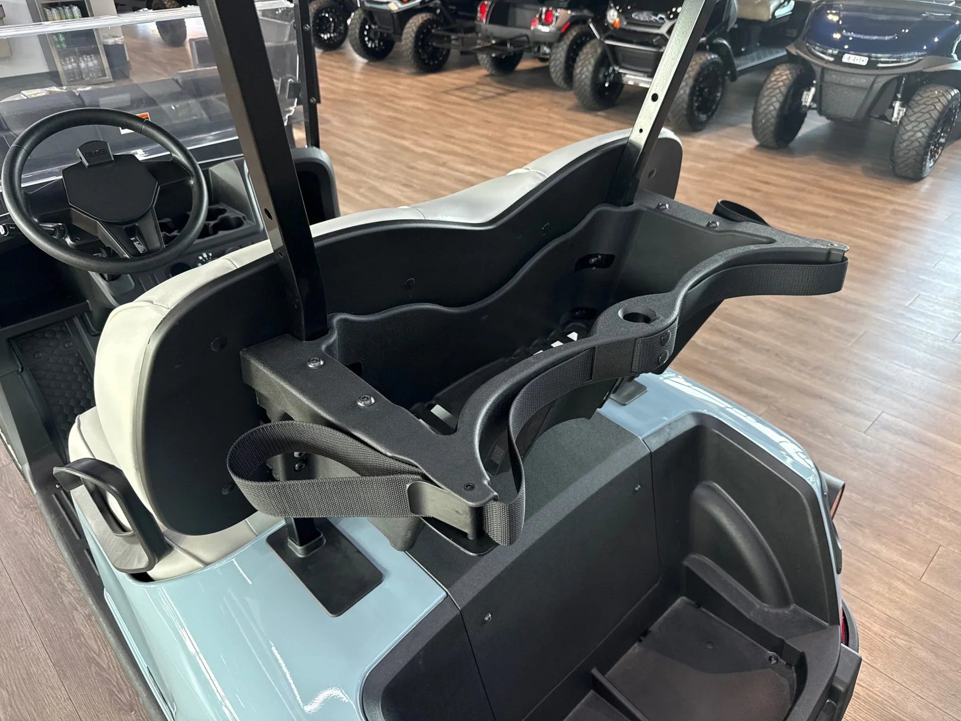 2026 E-Z-GO RXV 2 Golf Cart for Sale image 10